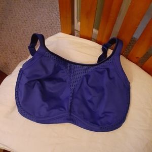 Soma underwire sport bra